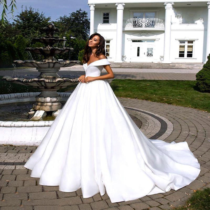 Satin-Stoff 9,1 Meter – 111,8 Cm Breit, Apfelrot, Für Brautkleider & Dekoration